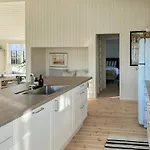 Stylish Summer House By Knudshoved Lighthouse 尼堡