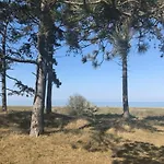 Stylish Summer House By Knudshoved Lighthouse 度假居 *