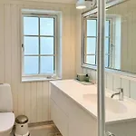Stylish Summer House By Knudshoved Lighthouse * 尼堡