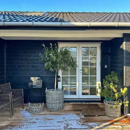 Stylish Summer House By Knudshoved Lighthouse 別荘 ニュボー