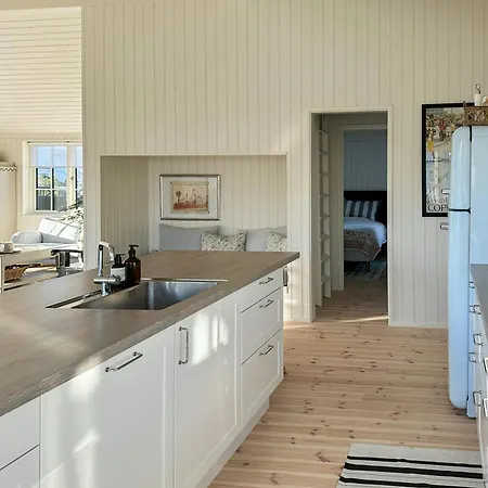 Stylish Summer House By Knudshoved Lighthouse ניבורג