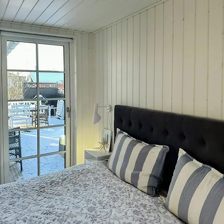 Stylish Summer House By Knudshoved Lighthouse בית נופש ניבורג
