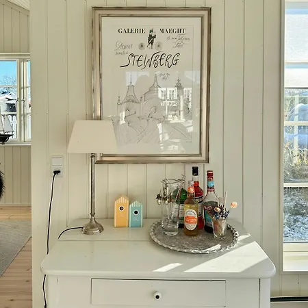 Stylish Summer House By Knudshoved Lighthouse ניבורג