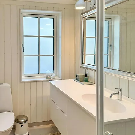 Stylish Summer House By Knudshoved Lighthouse * ניבורג