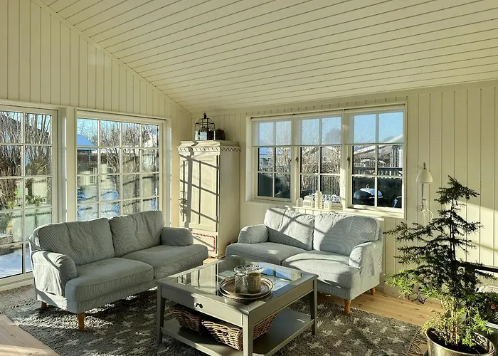 Stylish Summer House By Knudshoved Lighthouse * ニュボー