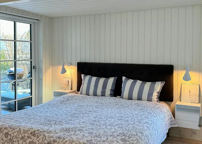 Stylish Summer House By Knudshoved Lighthouse 別荘 ニュボー