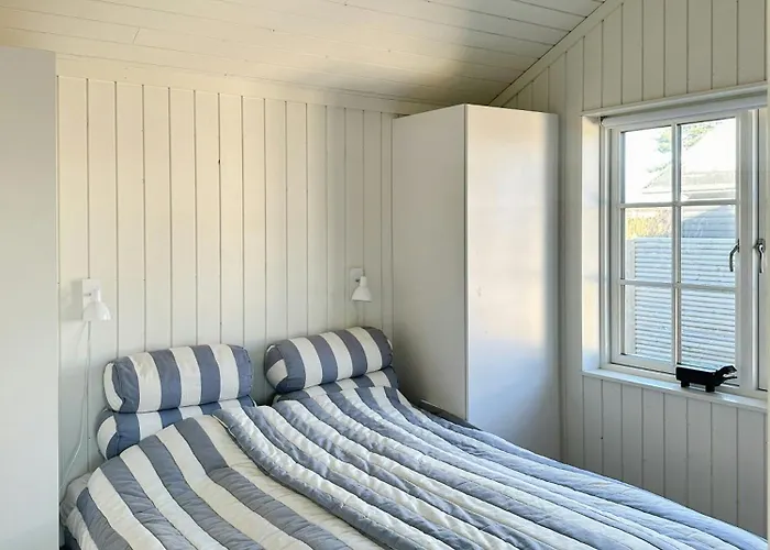 Stylish Summer House By Knudshoved Lighthouse * ニュボー